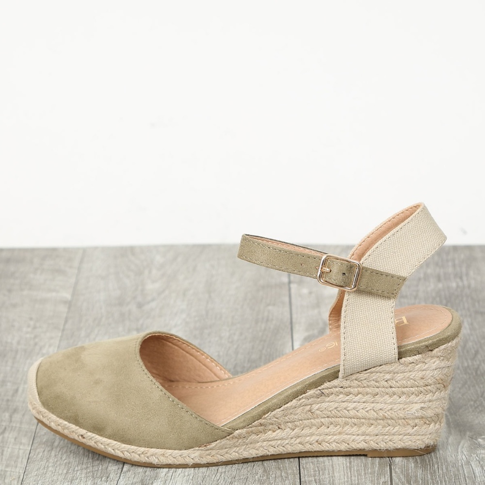 Round Toe Espadrille Wedge Low Platform Sandals - Picture 3 of 7